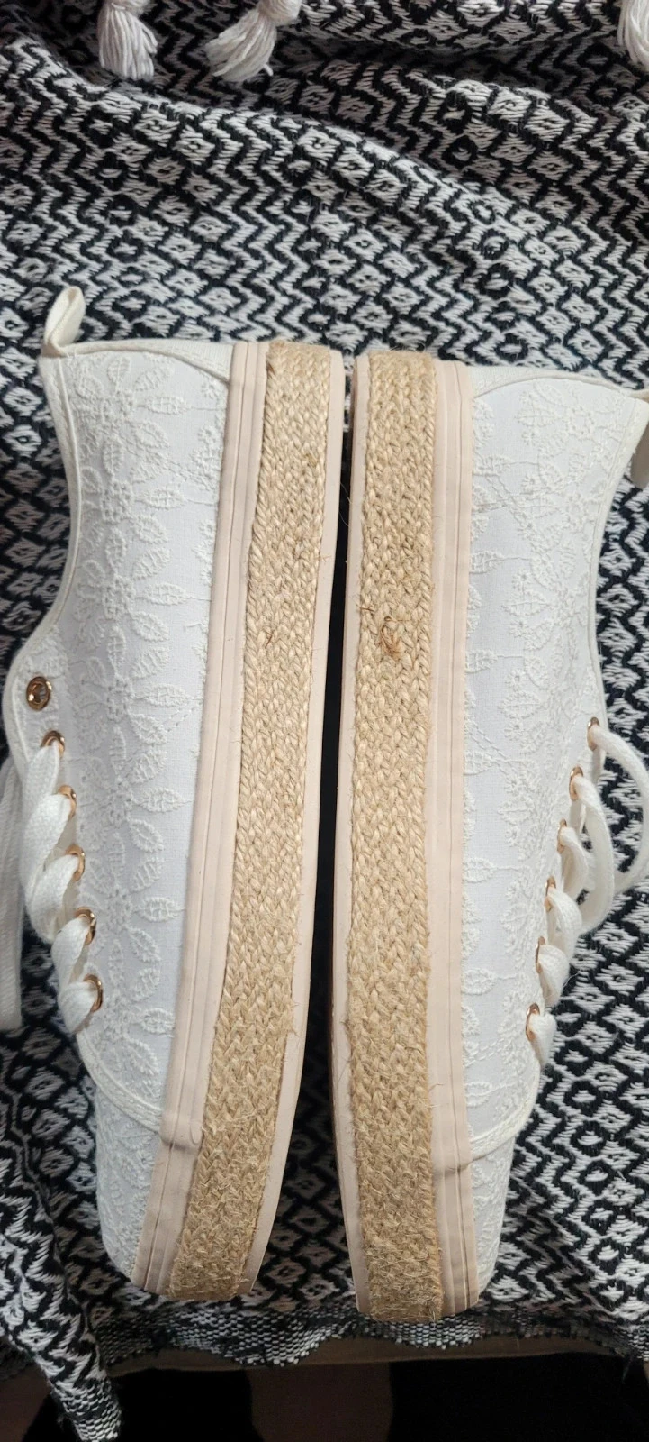 Zapatos con encajes – photo 3